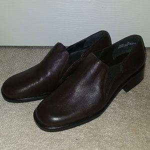 Craft and Barrows brown shoes Men 8 med